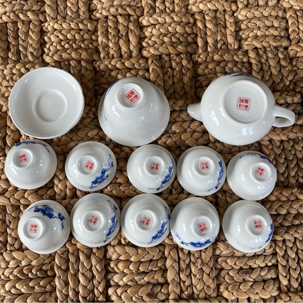Chinese Tea Set - Picture 7 of 8
